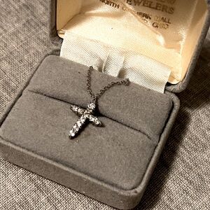 Elegant Silver Cross Pendant Necklace